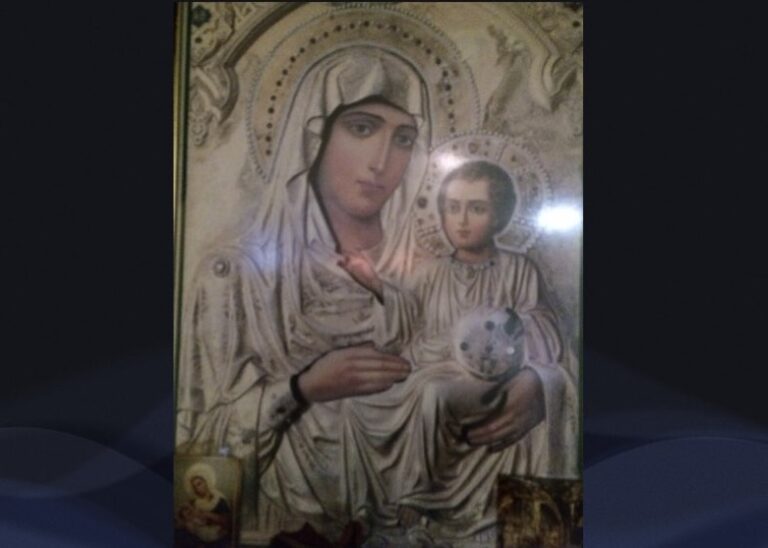 Βοήθα Παναγιά μου  γιά να γλυττώσουμε !!!